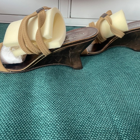 Donald J Pliner -Couture- Made in the Mountains of Italy - Picture 4 of 7